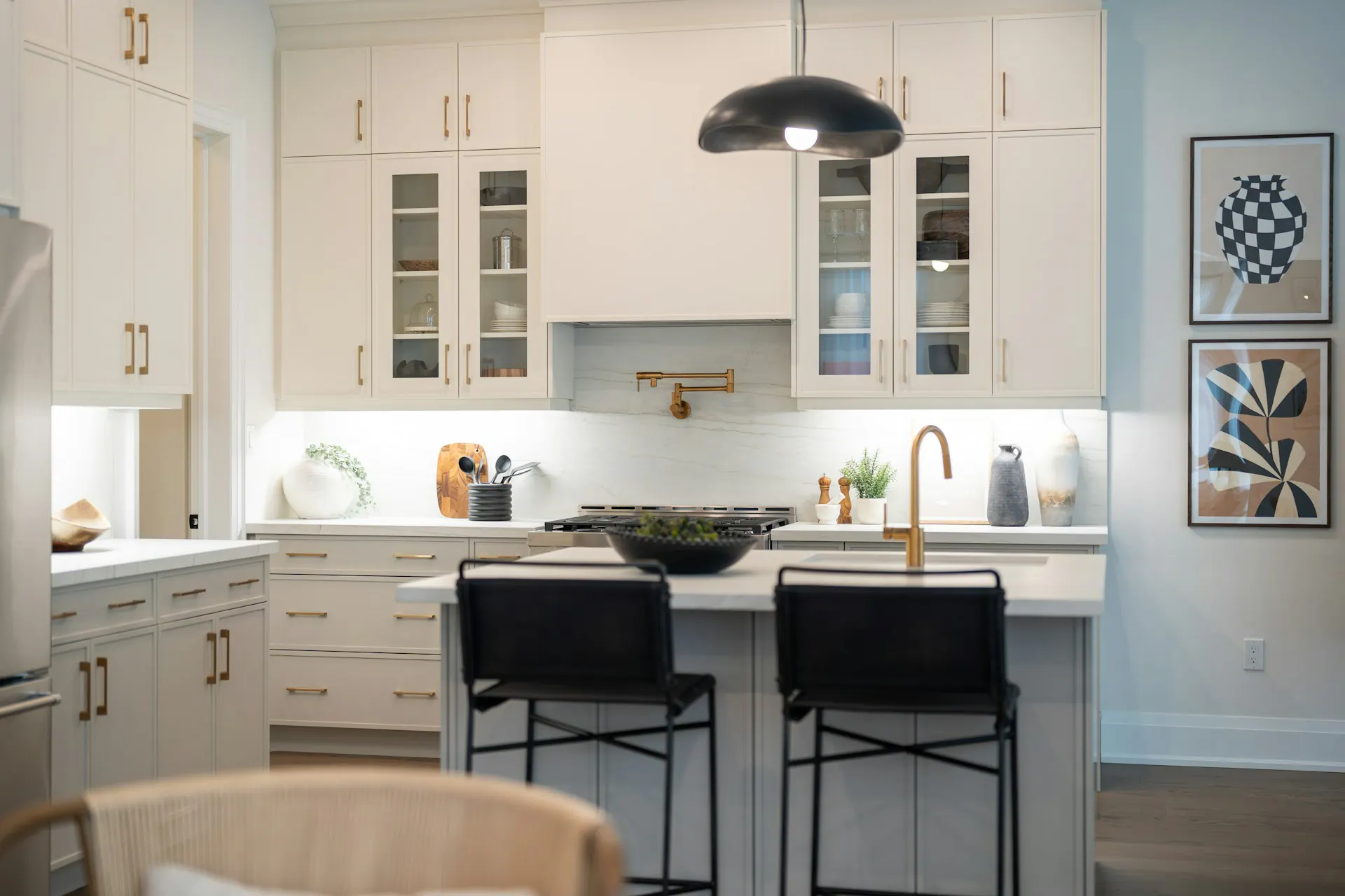 Beautiful Bergen County kitchen interior — used to anchor a renovation cost range guide for the local market